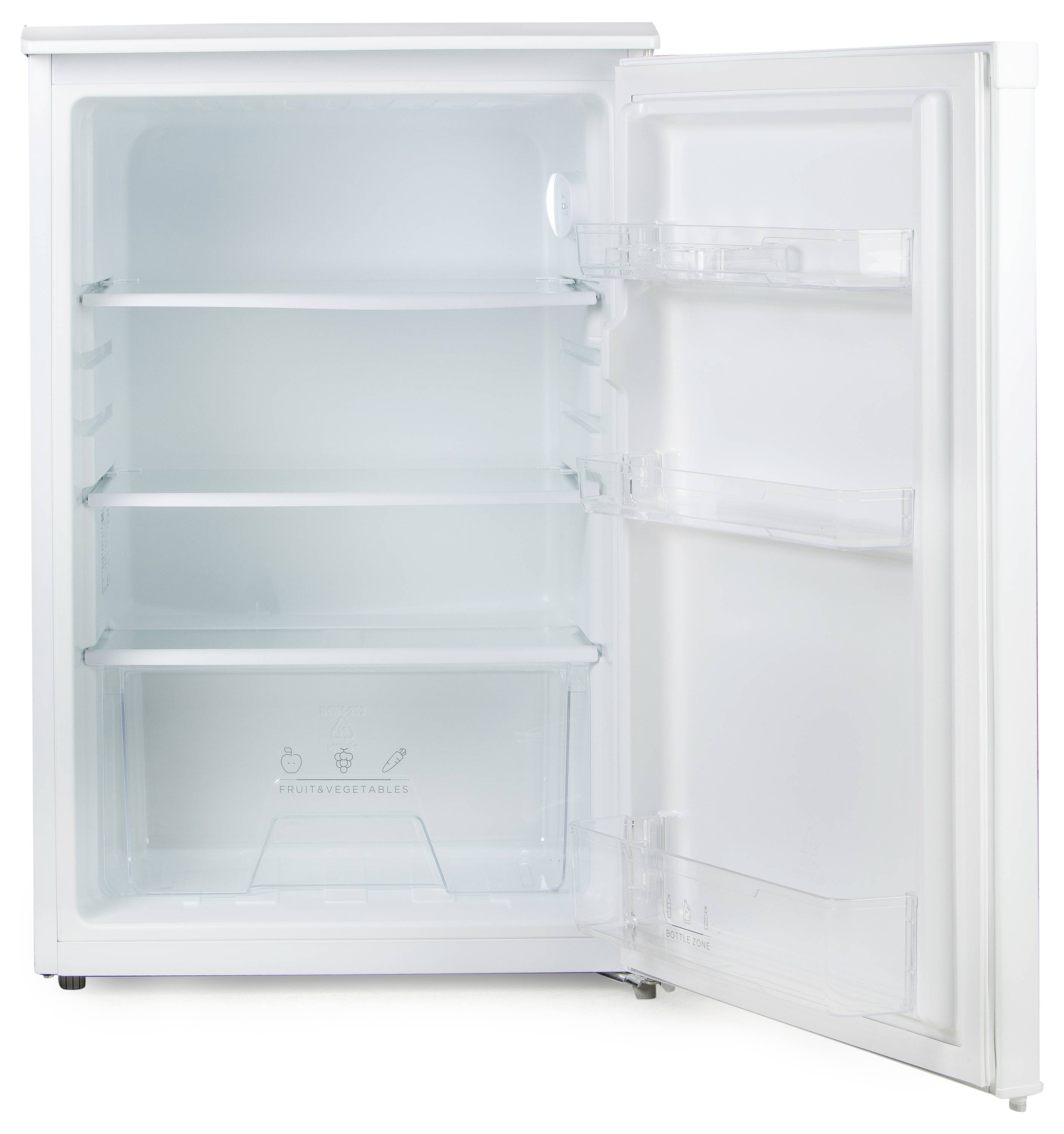 Een open, lege koelkast met drie schappen, een groentelade en deuropbergvakken, die zijn ruime interieur tonen.