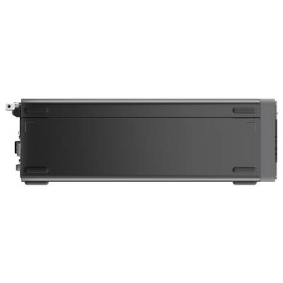 Een zwart elektronisch apparaat met meerdere poorten aan de zijkant, waarschijnlijk een netwerkomschakelaar of router, gezien vanuit zijaanzicht.