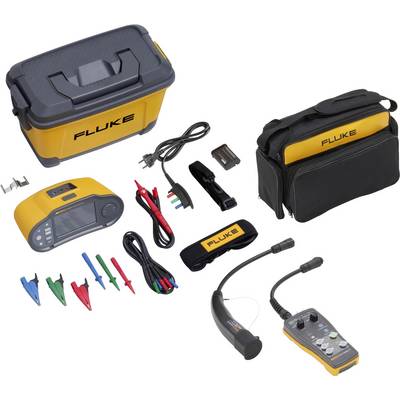Een gereedschapsset omvat elektronische testapparatuur, meerkleurige meetsondes en draagkoffers met het label 'Fluke', wat wijst op elektrische metingen.