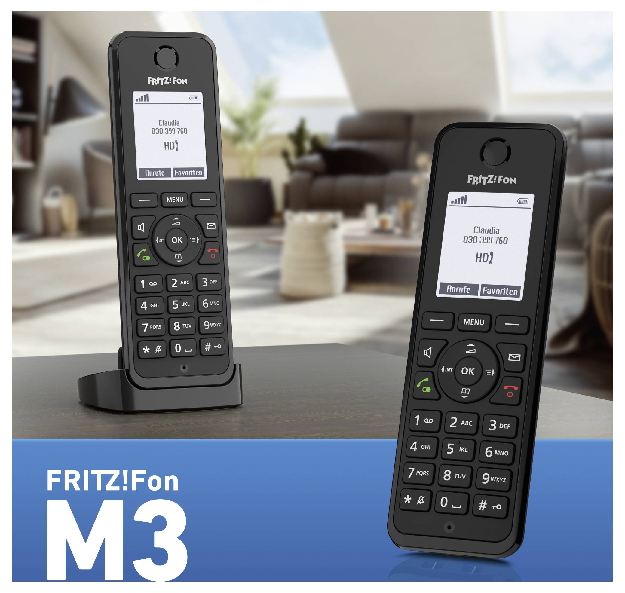 Twee draadloze telefoons, gelabeld als 'FRITZ!Fon M3', worden weergegeven. Een telefoon staat rechtop op een oplaadstation; de andere ligt plat. Display toont 'Claudia'.