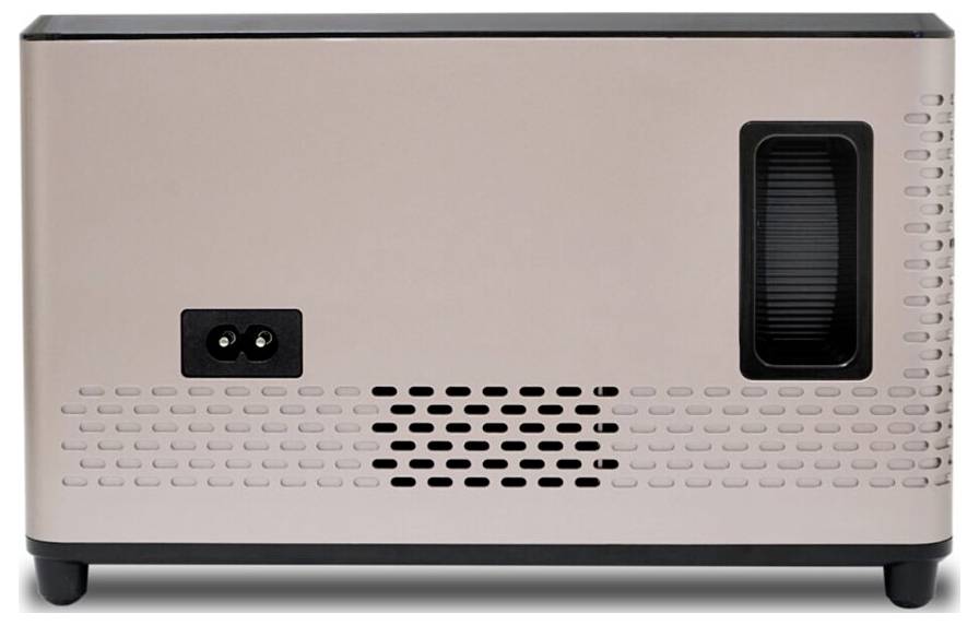 Een roségouden rechthoekige apparaat met een zwart voorpaneel, voorzien van een geventileerde achterkant en een voedingsinvoersectie, mogelijk een projector of speaker.
