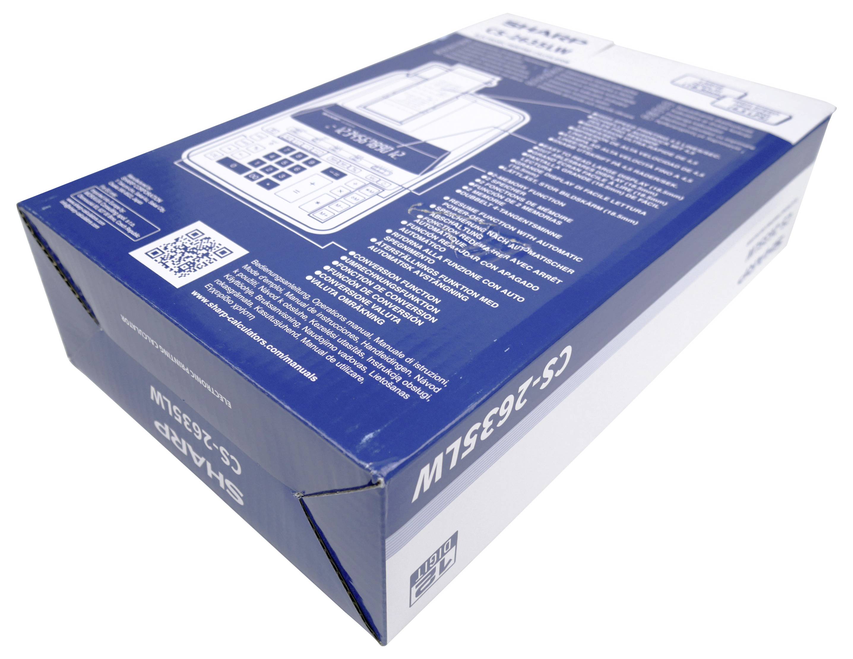 Een blauwe en witte doos voor een Sharp CS-2635LW rekenmachine, waarop productkenmerken en specificaties in meerdere talen worden weergegeven.