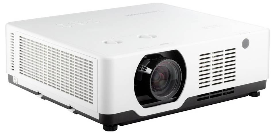Een witte projector met een groot objectief en luchtroosters aan de zijkant, geschikt voor gebruik in kantoor- of klaslokaalinstellingen voor presentaties.