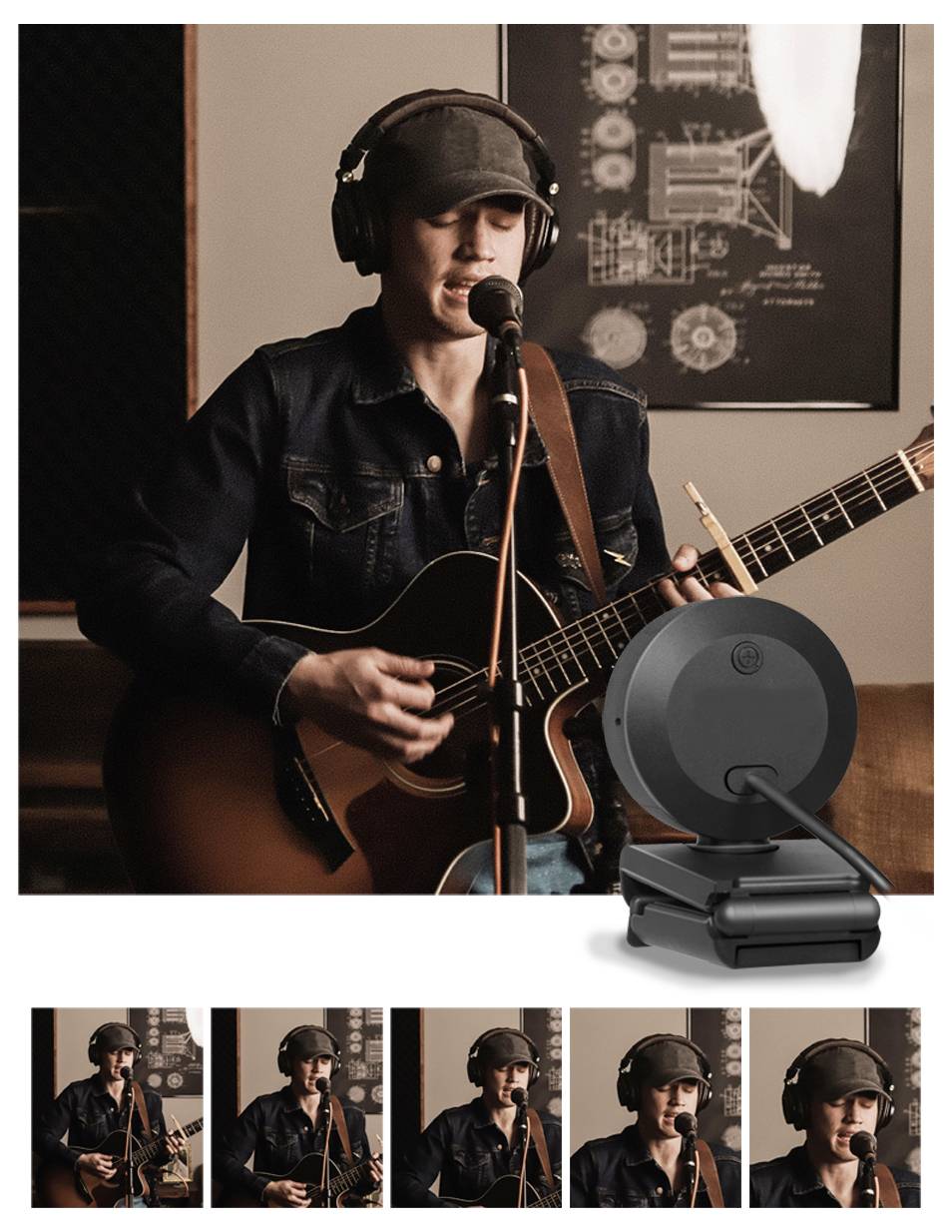 Een persoon in een spijkerjack en pet bespeelt een akoestische gitaar en zingt in een microfoon in een opnamestudio.