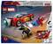 LEGO Marvel set met een rode auto en actiefiguren van Spider-Man en Black Panther in dynamische houdingen.