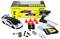 'Afstandsbediening drift auto set' bevat een witte en blauwe auto, controller, kegels, extra banden, oplader, batterij en gereedschap.