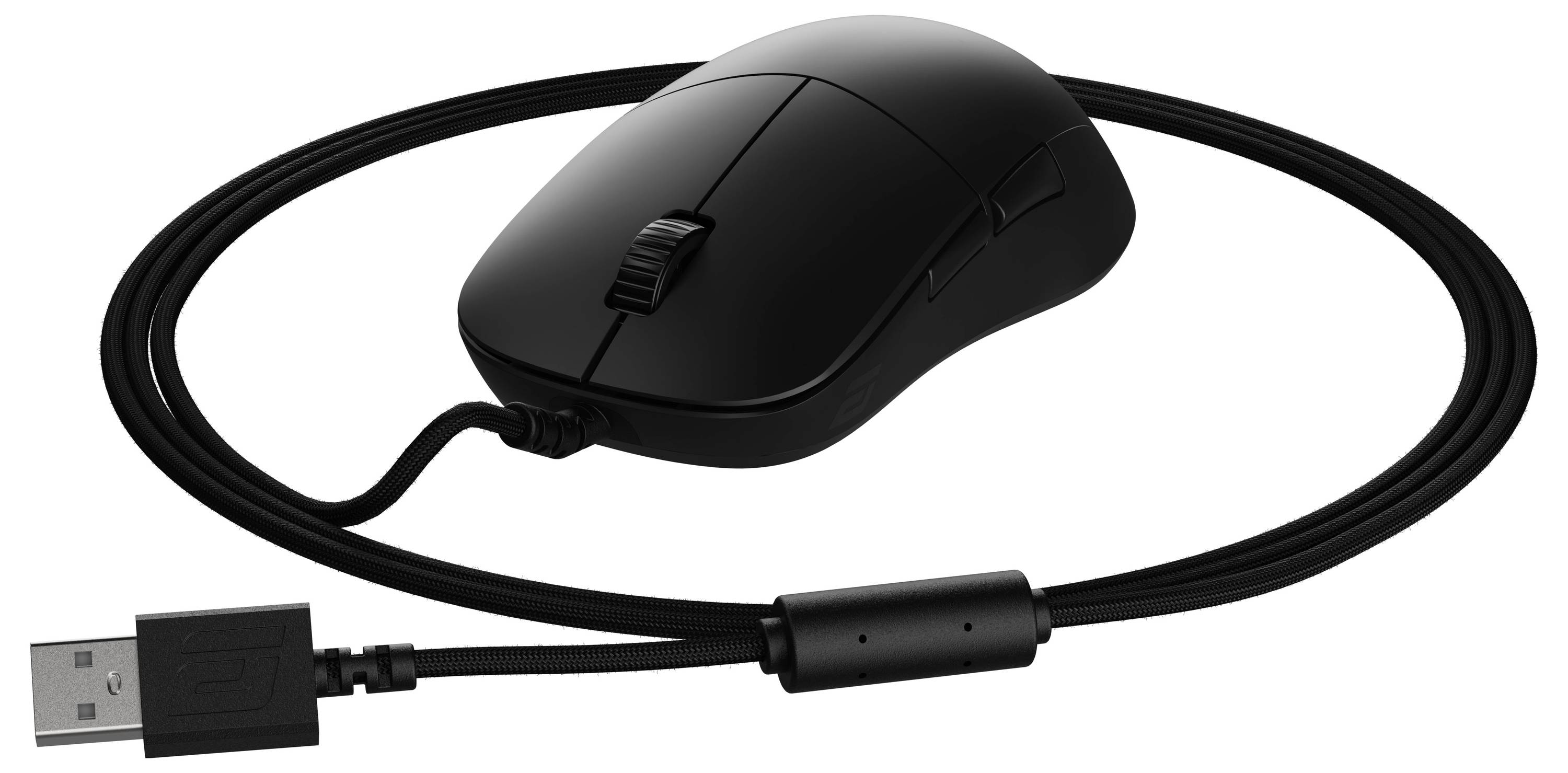 Een zwarte bedrade computermuis met een USB-aansluiting, uitgerust met twee zijknoppen en een scrollwiel.