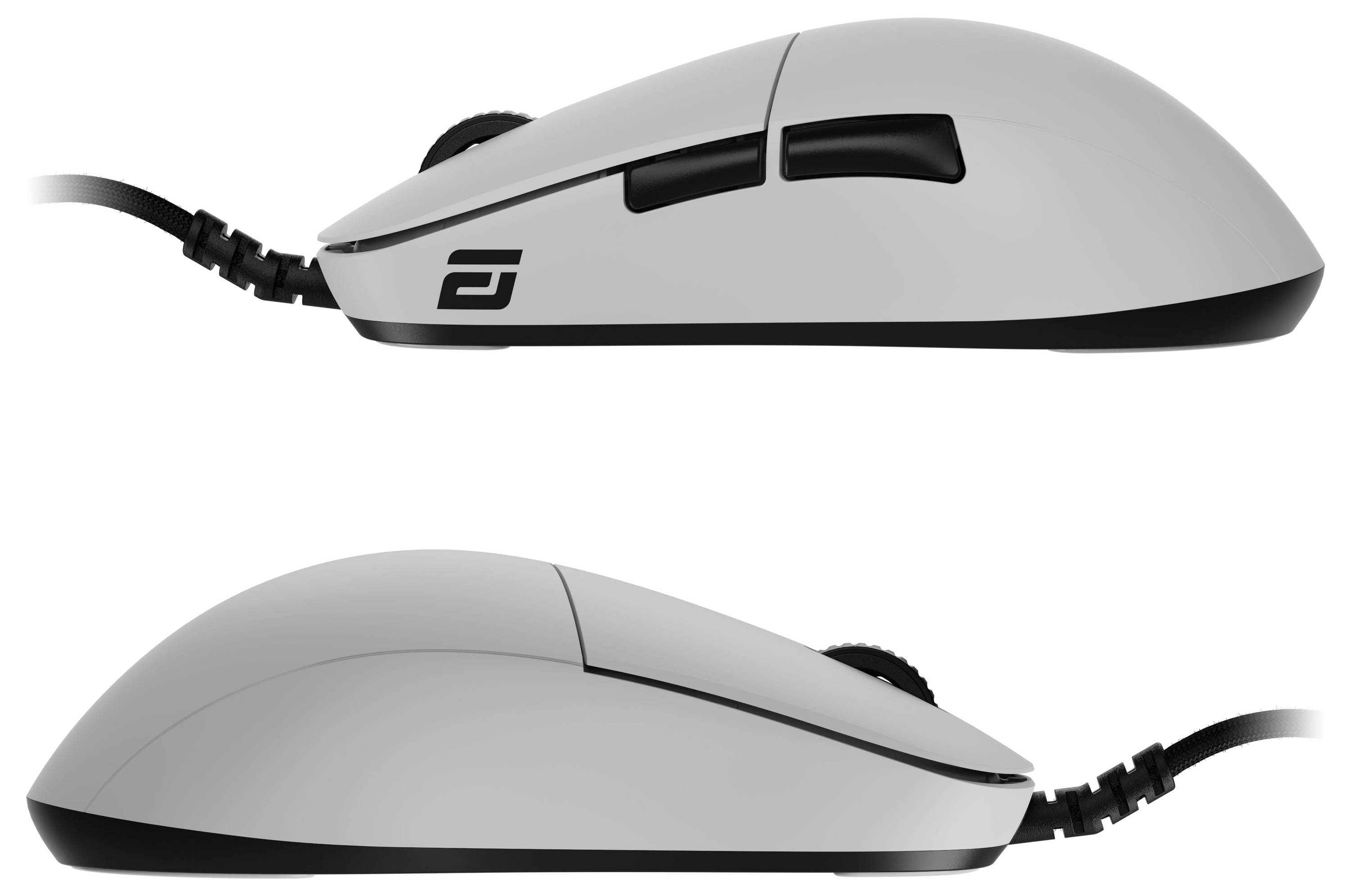 Twee zijaanzichten van een slanke gamingmuis met een logo aan de zijkant, die zijn ergonomische ontwerp en twee zwarte zijknoppen laten zien.