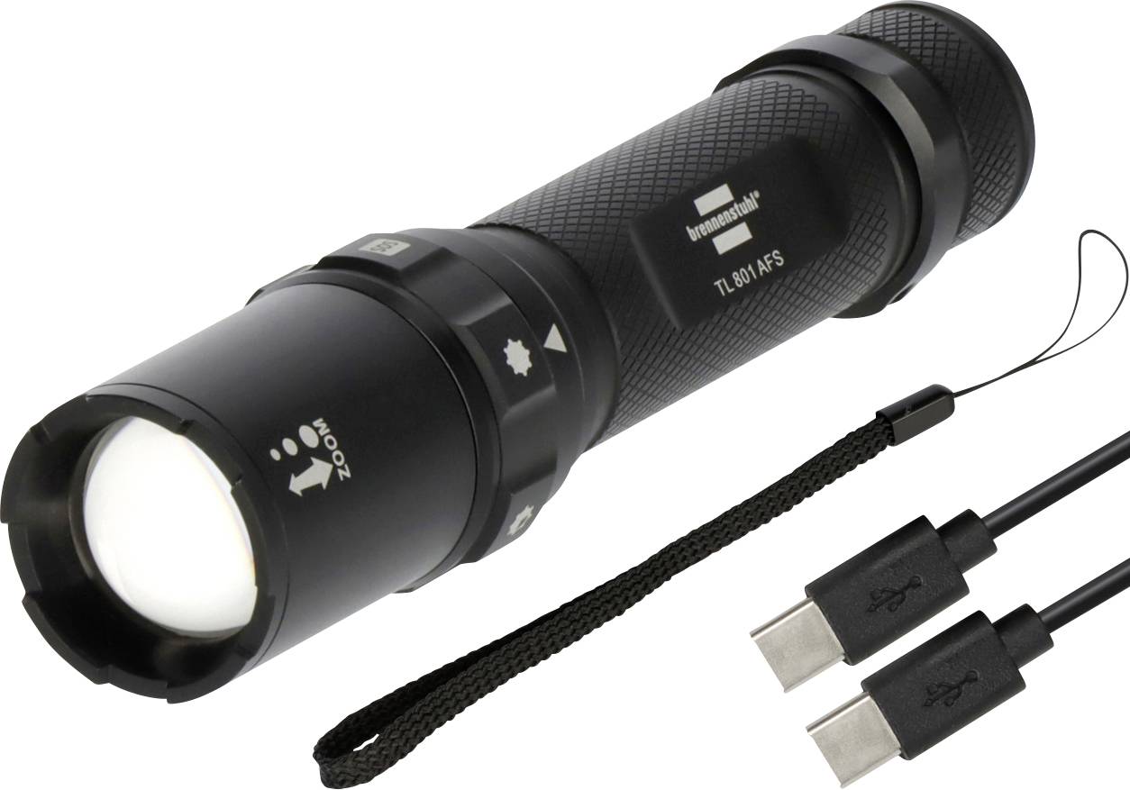 Zwarte handheld zaklamp met polsband en twee USB-oplaadkabels op een witte achtergrond.