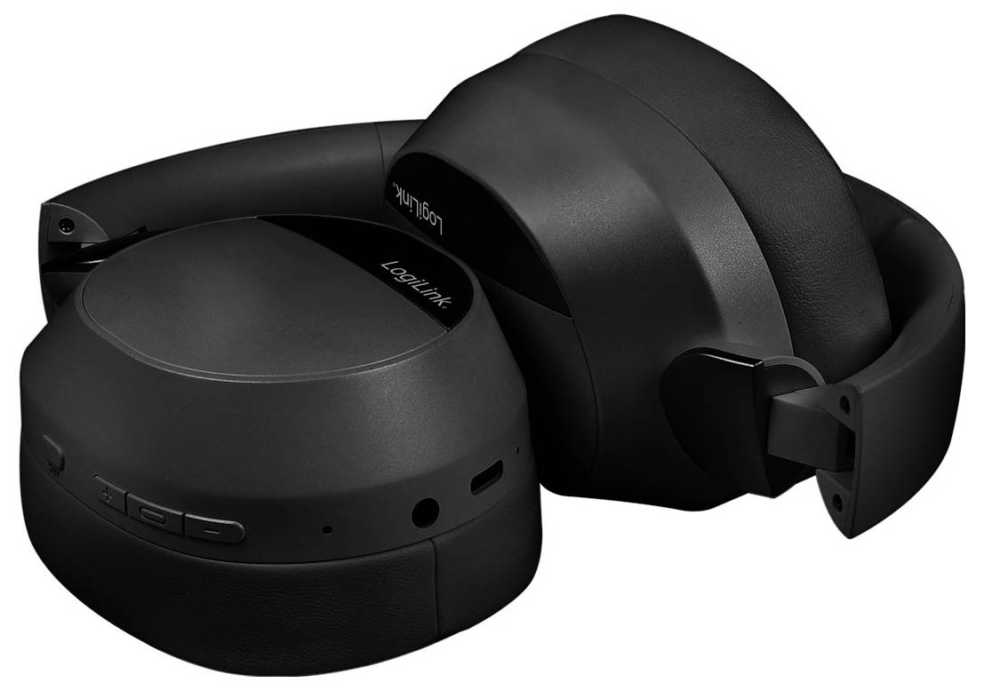 Zwarte over-ear draadloze koptelefoon met verstelbare hoofdband, voorzien van zichtbare knoppen en poorten voor bediening en aansluiting.