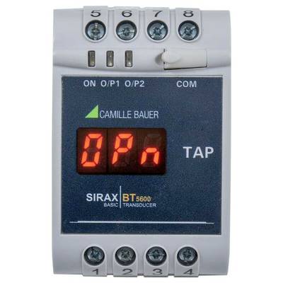 'Camille Bauer SIRAX BT5600 Transducer' met '0Pn' in het rood weergegeven. Bevat ON/O/P1/O/P2/COM-indicatoren en genummerde schroeven 1-8.