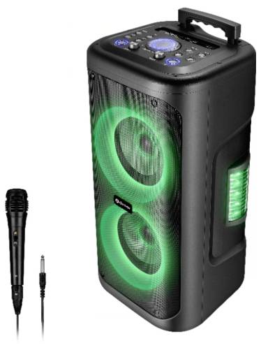 Draagbare luidspreker met een zwart behuizing, groene LED-verlichting rond twee grote speakers, bedieningspaneel bovenop, en een zwarte bedrade microfoon.