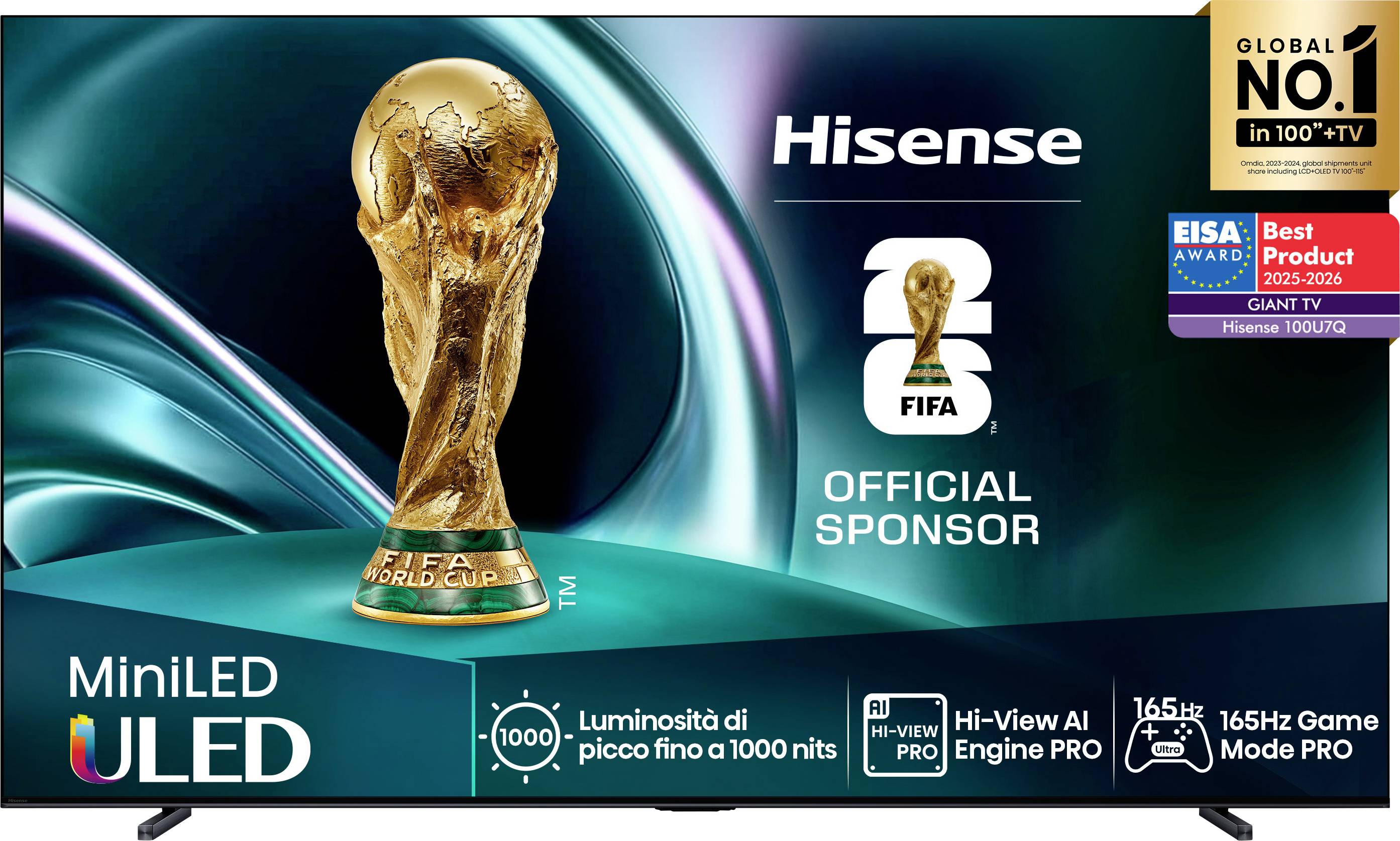 Een tv waarop de FIFA World Cup trofee wordt weergegeven, met Hisense als officiële sponsor. Labels benadrukken awards en productkenmerken.