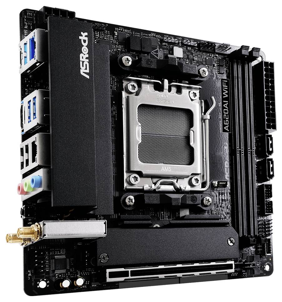 ASRock A620M WiFi-moederbord met meerdere USB-poorten, RAM-sleuven en een groot CPU-socket. Voorzien van geïntegreerde WiFi-connectiviteit.