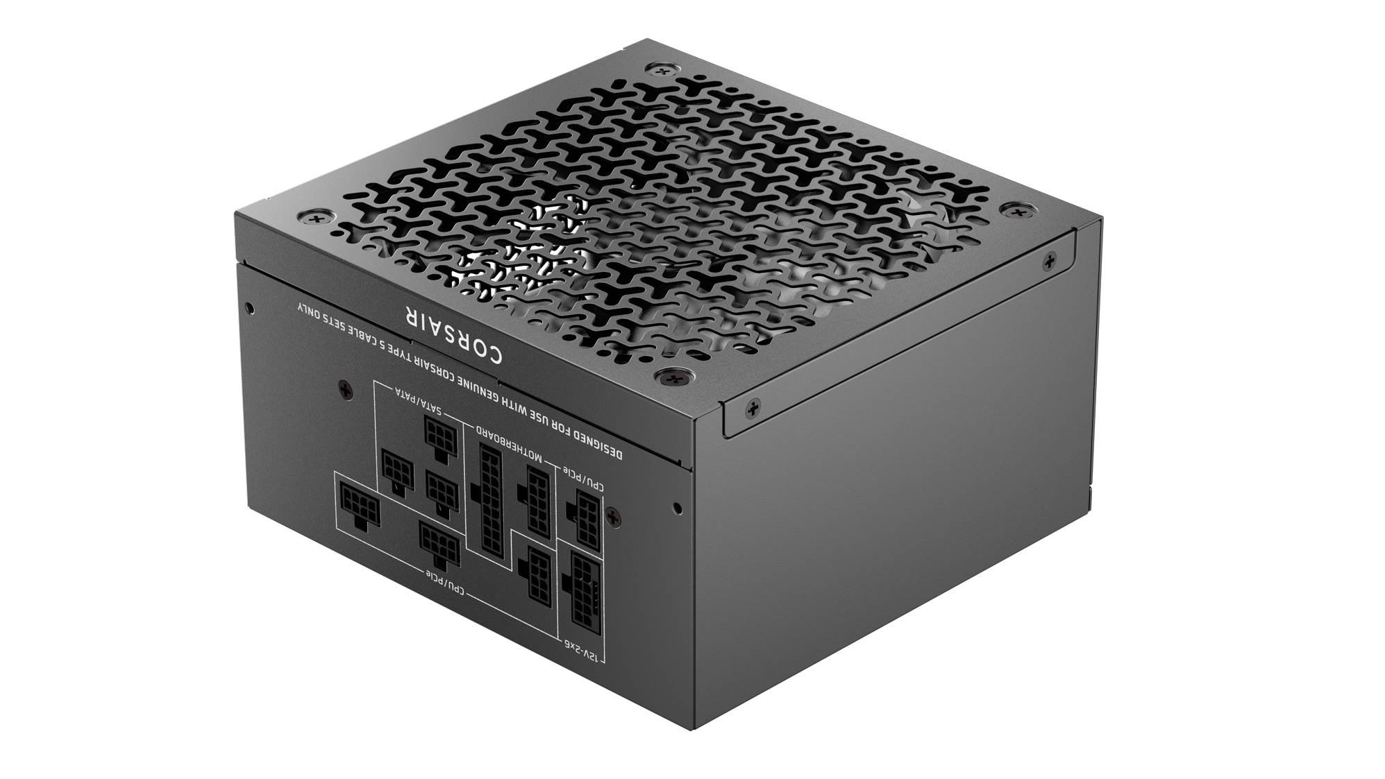 Zwarte computervoeding met zichtbare poorten voor kabels. Bovenmesh voor luchtstroom. Merkteken is Corsair.