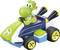Een kleine speelgoedauto met een groene dinosaurus als bestuurder, voorzien van een sportief ontwerp met grote zwarte wielen en felle gele accenten.