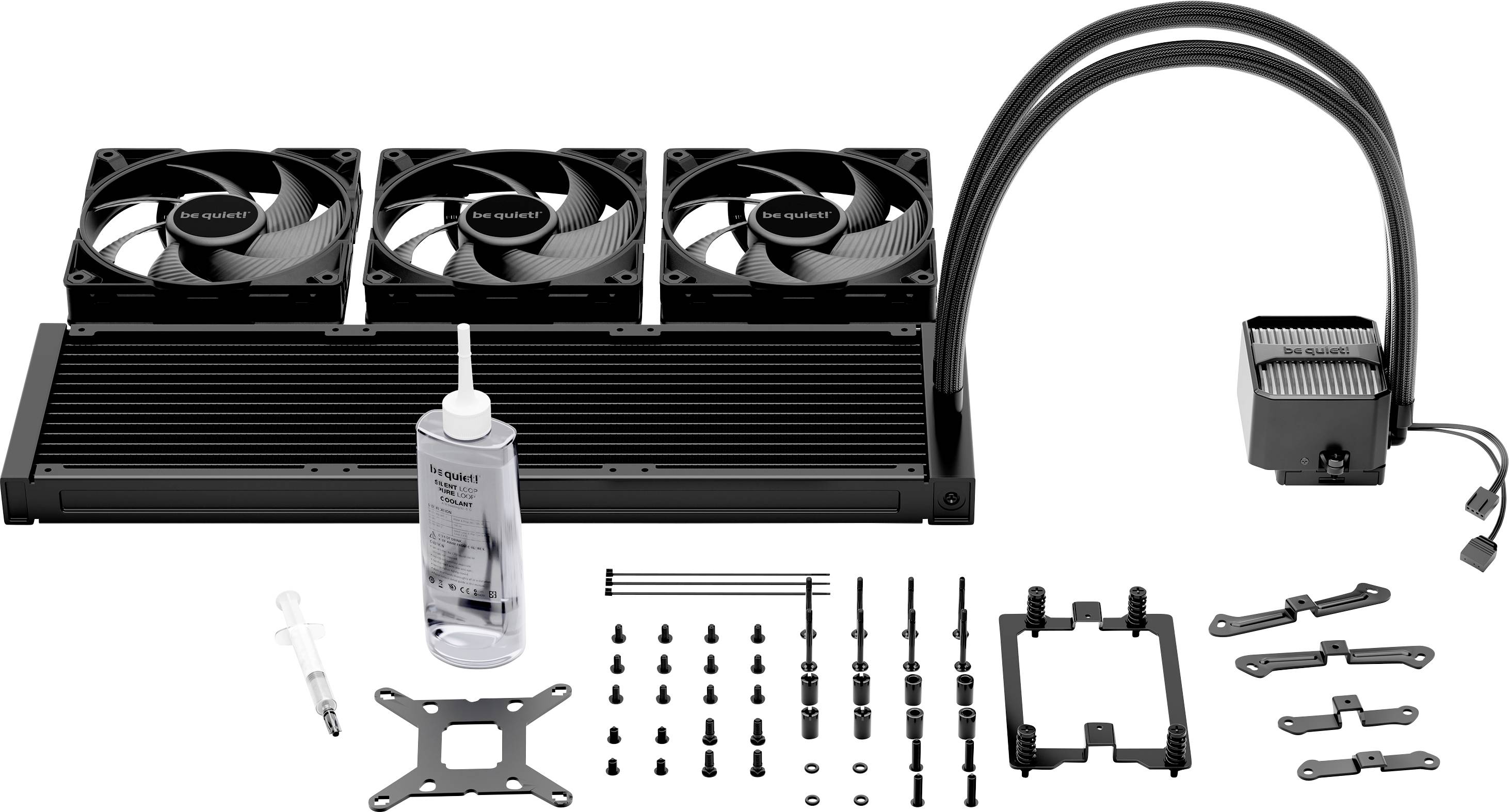 'AIO vloeistofkoelsysteem met driedubbele radiator en ventilatoren, een pomp, verschillende bevestingsbeugels, schroeven, een spuit en tube thermische pasta inbegrepen.'