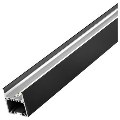 Een zwart aluminium LED-profiel met een matglazen diffuser, ontworpen voor het huisvesten en verstrooien van LED-strips, wat een strak modern uiterlijk biedt.