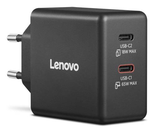 Een zwarte Lenovo wandoplader met twee USB-C poorten, gemarkeerd als 'USB-C1 65W Max' en 'USB-C2 18W Max', ontworpen voor efficiënt opladen.