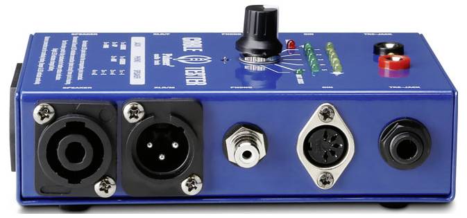 Blauwe audio-interface met meerdere input/output-poorten, inclusief XLR, jack (quarter-inch) en MIDI. Een draaiknop en verschillende indicatielampjes bevinden zich bovenop het apparaat.