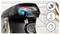 Een zwarte Bosch koffiemachine met verlichte interne mechanismediagram dat de functie belicht. Aan de rechterkant pictogrammen die een kopje, temperatuur- en timerinstellingen weergeven.