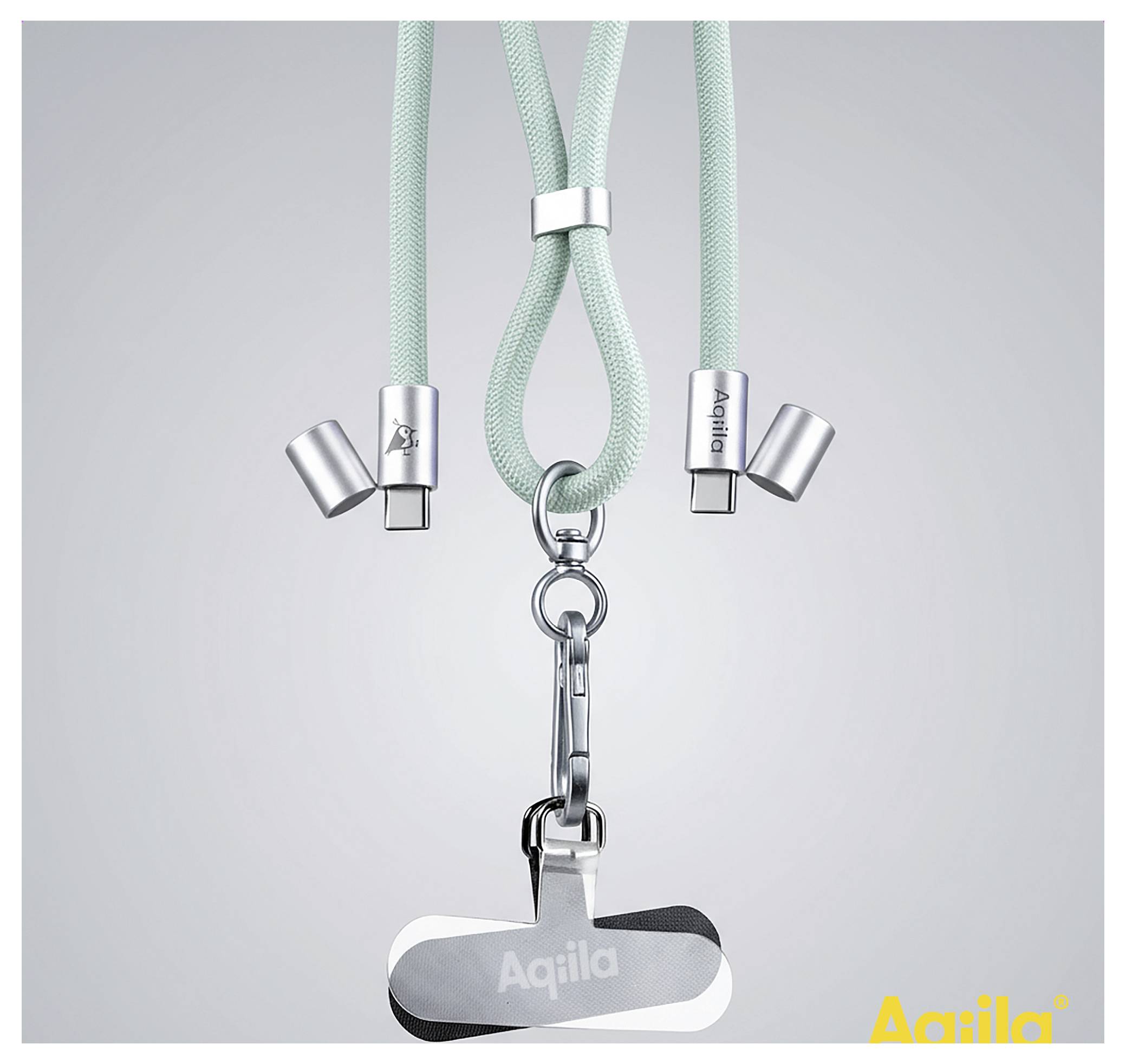 Een multifunctionele mint groene en zilveren oplaadkabel met clips, voorzien van verschillende aansluitingen en een merkgebonden sleutelhanger.