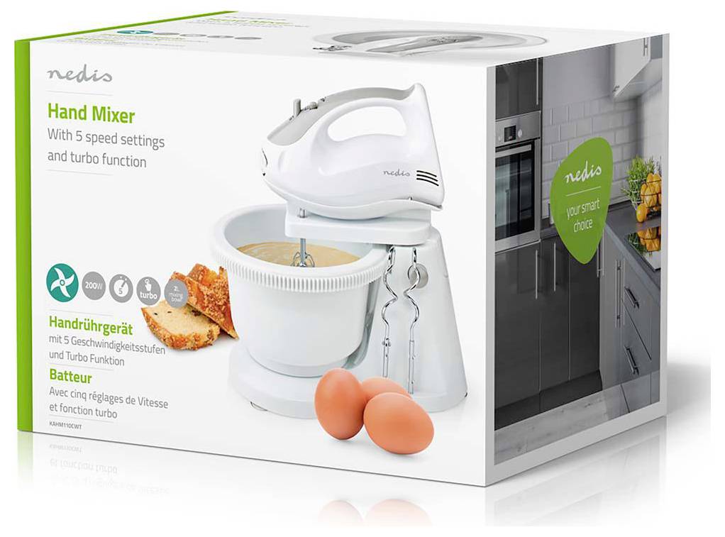 'Nedis Handmixer met 5 snelheidsinstellingen en turbofunctie. Inclusief kom, deeghaken en kloppers. Ook te zien: gesneden brood, eieren.'