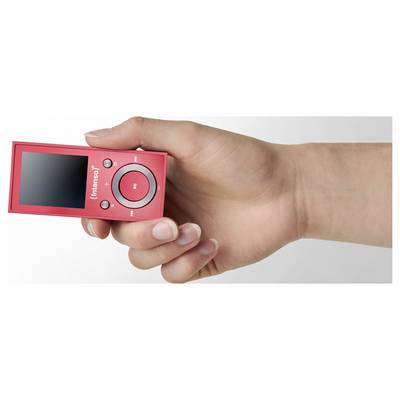 Een hand die een rode MP3-speler vasthoudt met een circulaire bedieningsknop onder een klein schermpje, gemerkt 'Intenso'.
