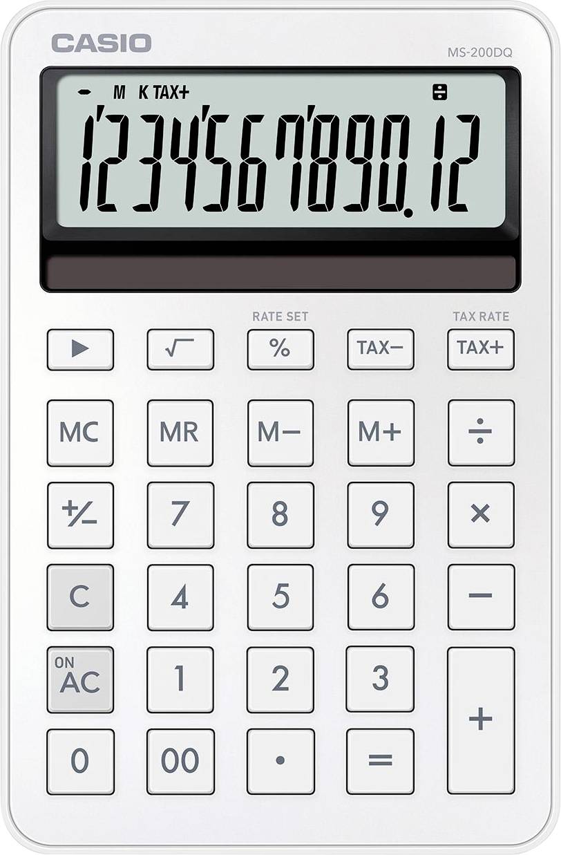 Een Casio-rekenmachine die de getallen '1234567890.12' op het scherm weergeeft, met belasting- en geheugenfuncties, uitgevoerd in een witte behuizing.