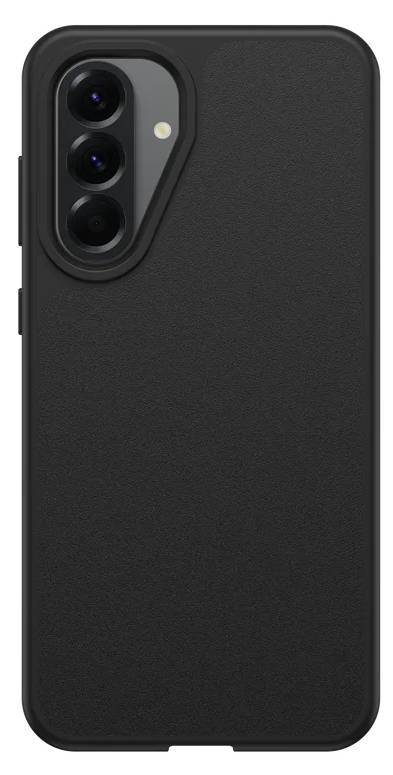 Zwart smartphonehoesje met drievoudige uitsneding voor achteruitrijdende camera en flitsopening, vooraanzicht tegen witte achtergrond.