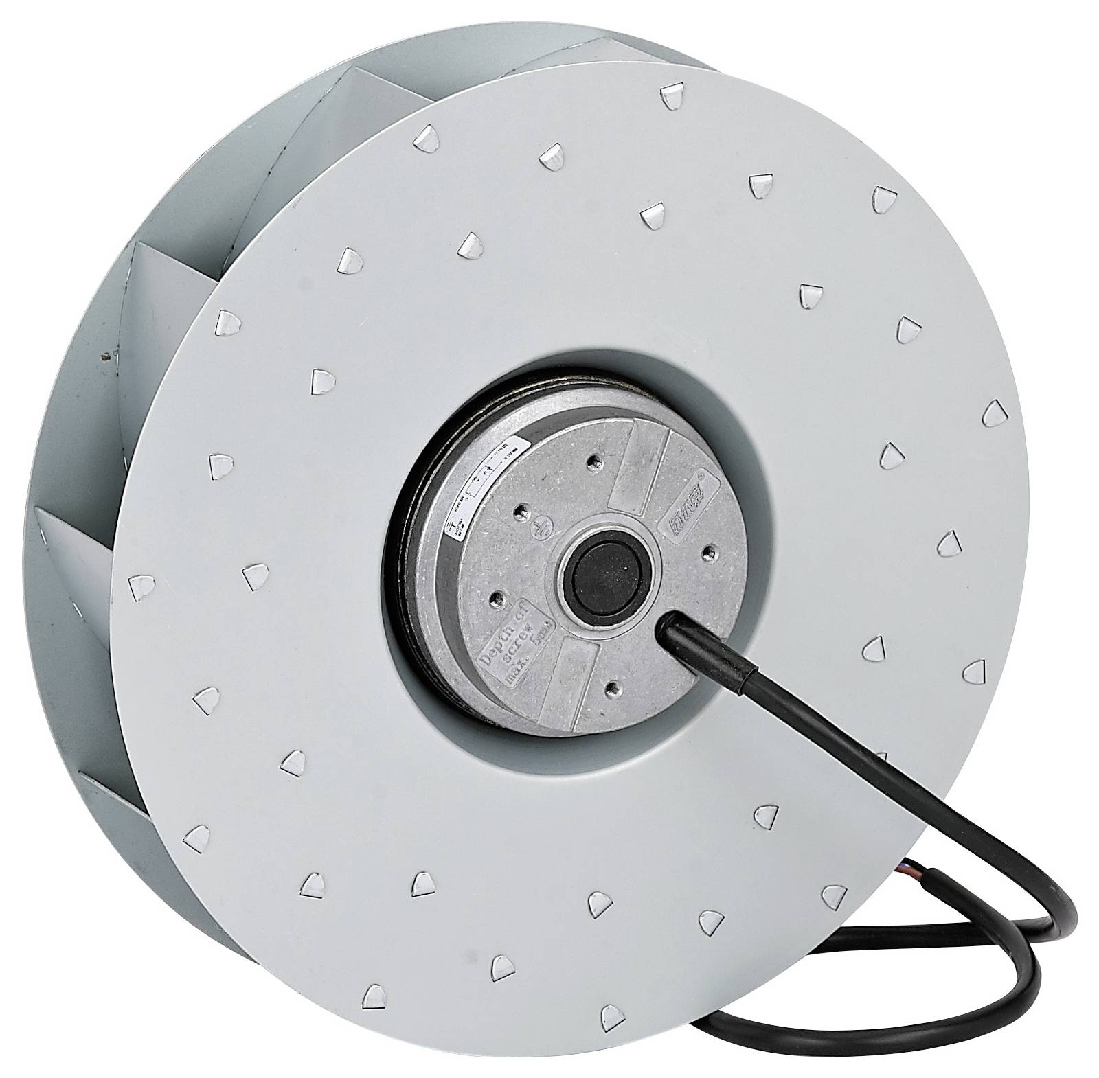 Een ronde, industriële ventilator met een centraalmotor hub en verschillende hoekige bladen, ontworpen voor luchtcirculatie in machines.
