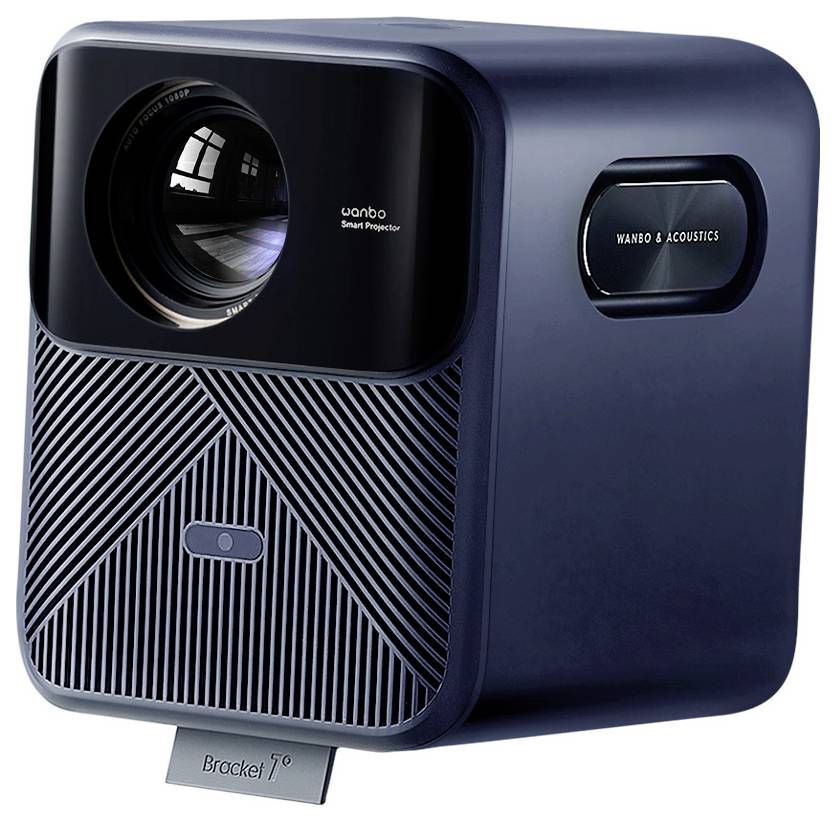 Een compacte zwarte draagbare projector met een bruine draagband en frontlens, weergegeven op een witte achtergrond.