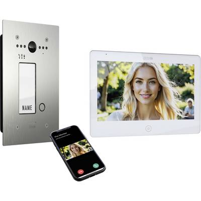 Een videofoon-systeem met een wandmontage paneel, een draagbaar scherm en een smartphonescherm met een videogesprek met een persoon.