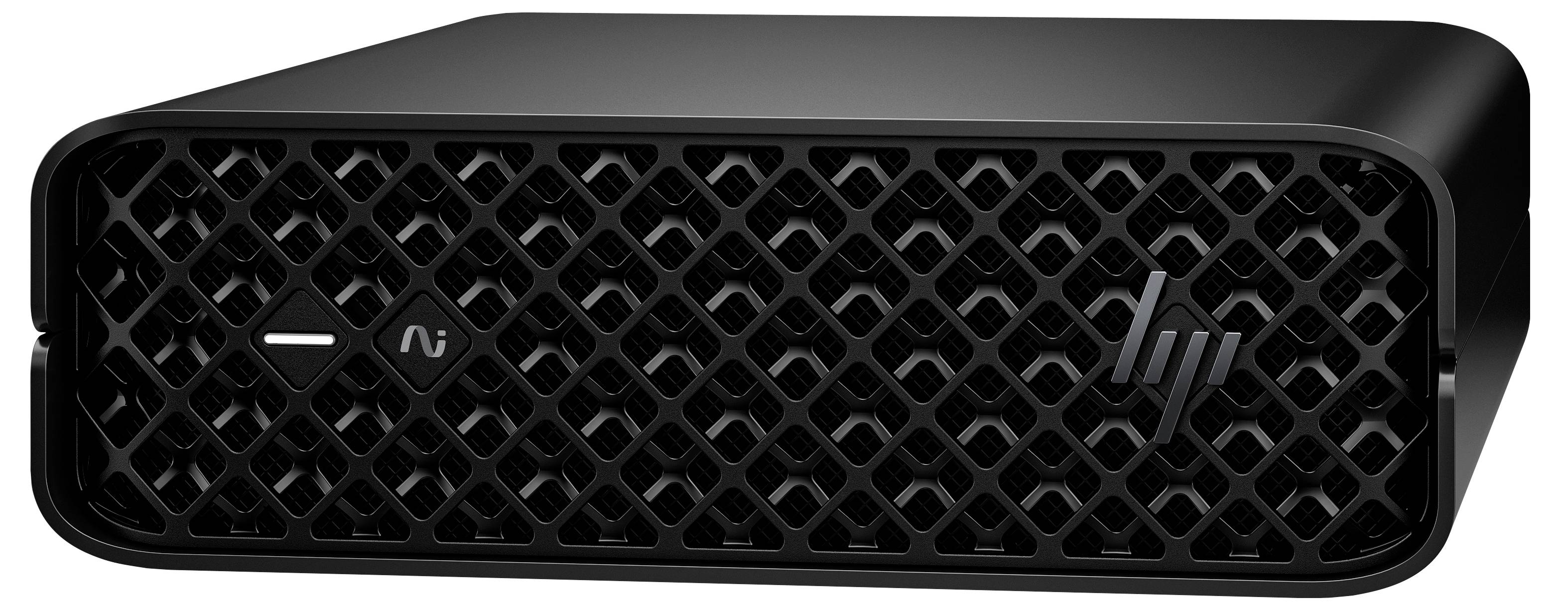 Een zwart elektronisch apparaat met een geventileerde voorkant met een logo aan de rechterkant en een klein indicatielampje aan de linkerkant.