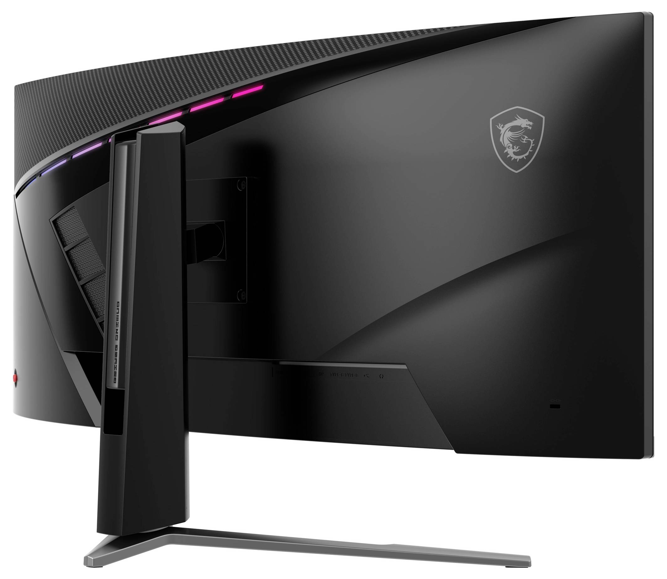 Een slanke, gebogen gamingmonitor van achteren, met een zwarte behuizing met subtiele RGB-verlichting langs de bovenrand en een robuuste standaard.
