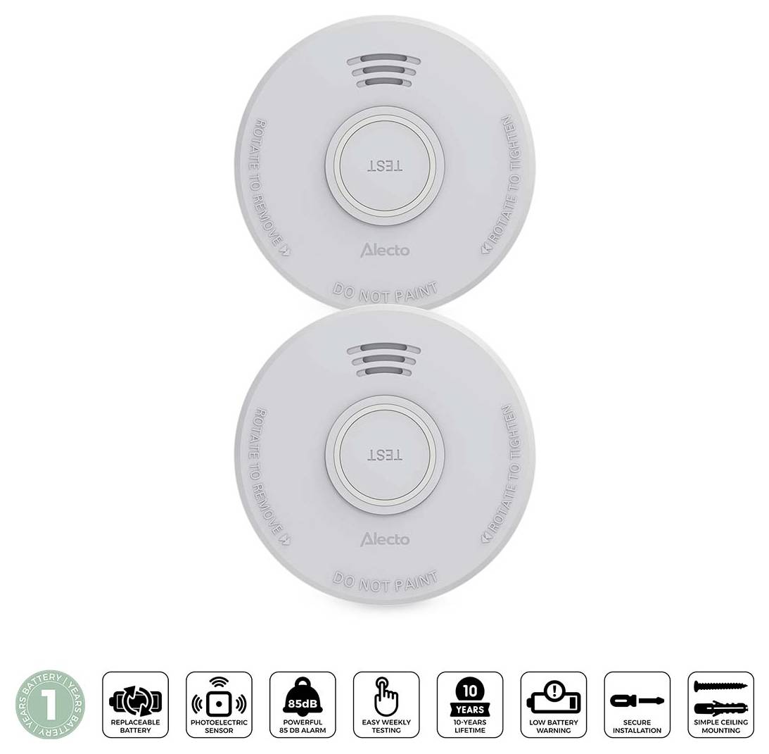 Twee witte rookmelders met 'Test'-knoppen weergegeven. Hieronder staan pictogrammen die kenmerken illustreren: vervangbare batterij, 85dB-alarm, 10-jaars levensduur.