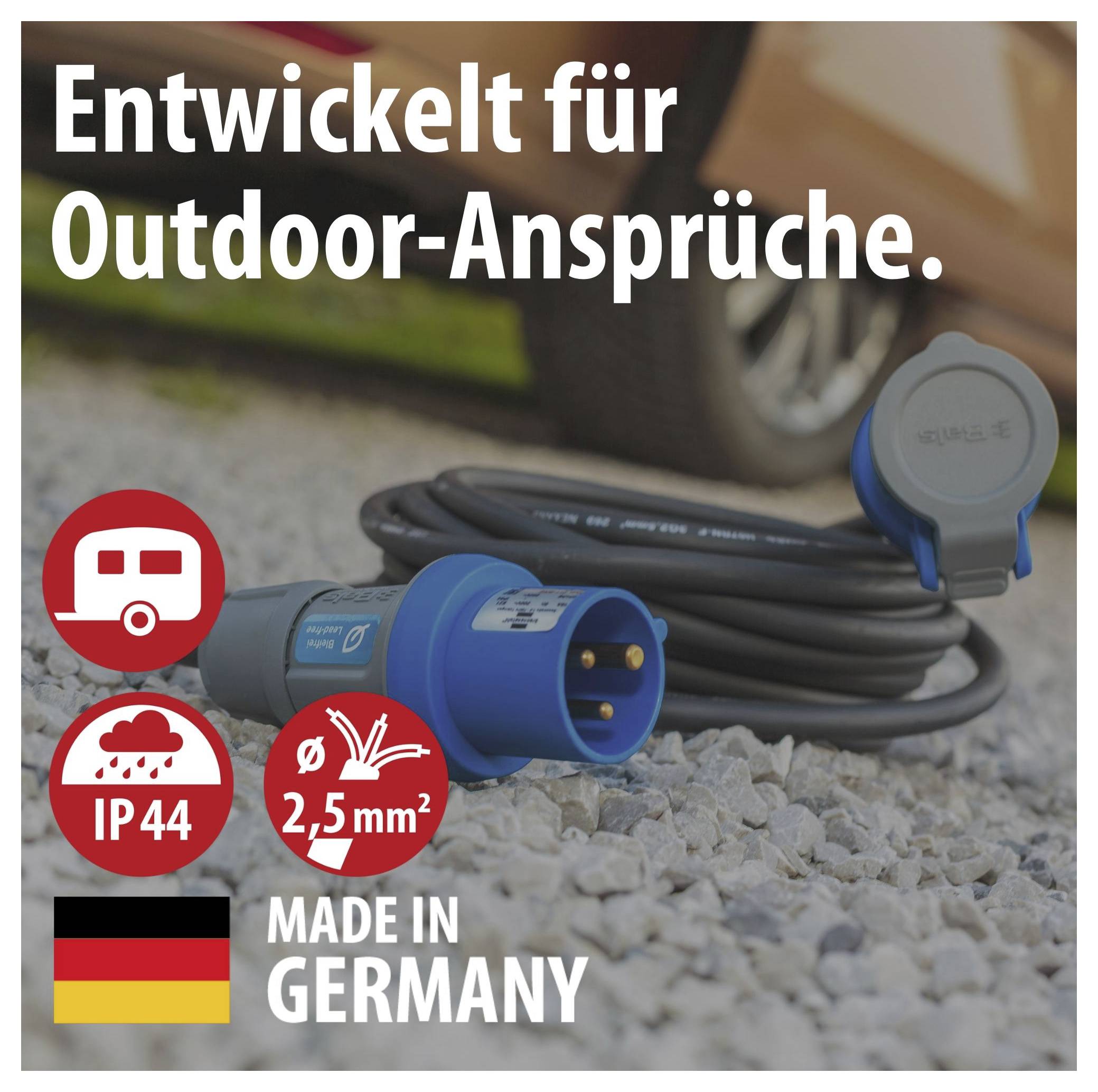 Productweergave van een blauwe outdoor-stroomkabel met stekkers; Tekst: 'Ontwikkeld voor outdoor-eisen', 'IP44', '2,5 mm²', 'Made in Germany'.