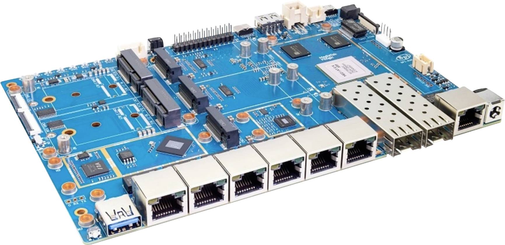 Een blauwe computermoederbord met verschillende elektronische onderdelen, waaronder meerdere poorten, connectoren en kleine zwarte chips.
