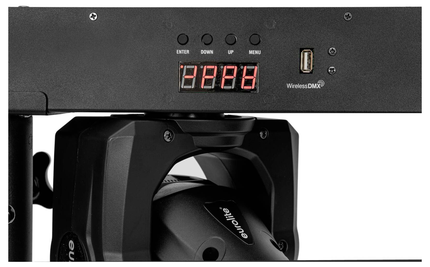 'Wireless DMX'-verlichtingsbedieningspaneel met 'LPP4'-display, voorzien van menuknoppen en een USB-poort, onderdeel van een technisch verlichtingsapparaat.