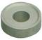 Een ronde metalen sluitring met een centraal gat.