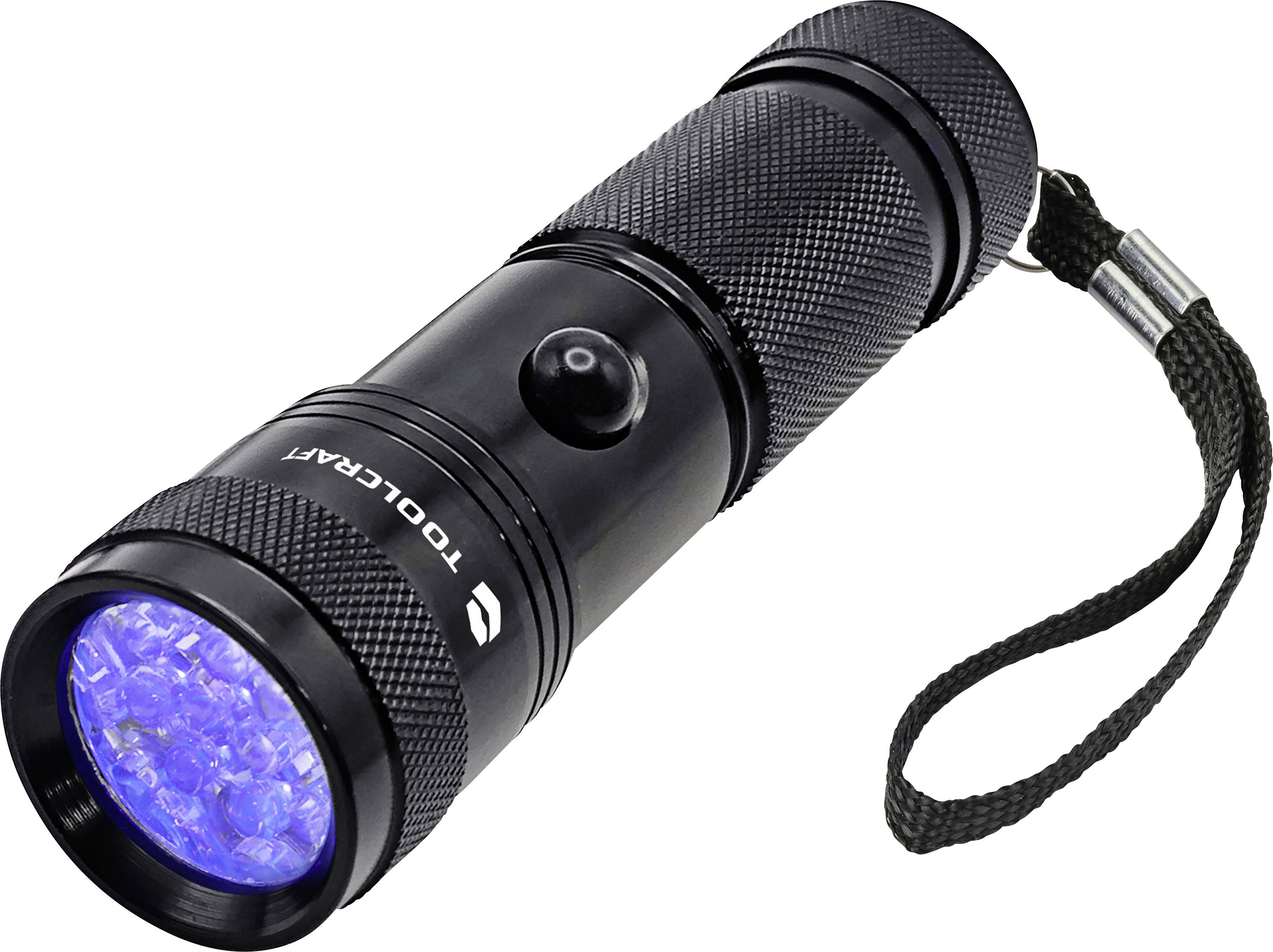 Zwarte draagbare zaklamp met blauw LED-licht, gestructureerde grip, aan/uitknop en polsband op een witte achtergrond.