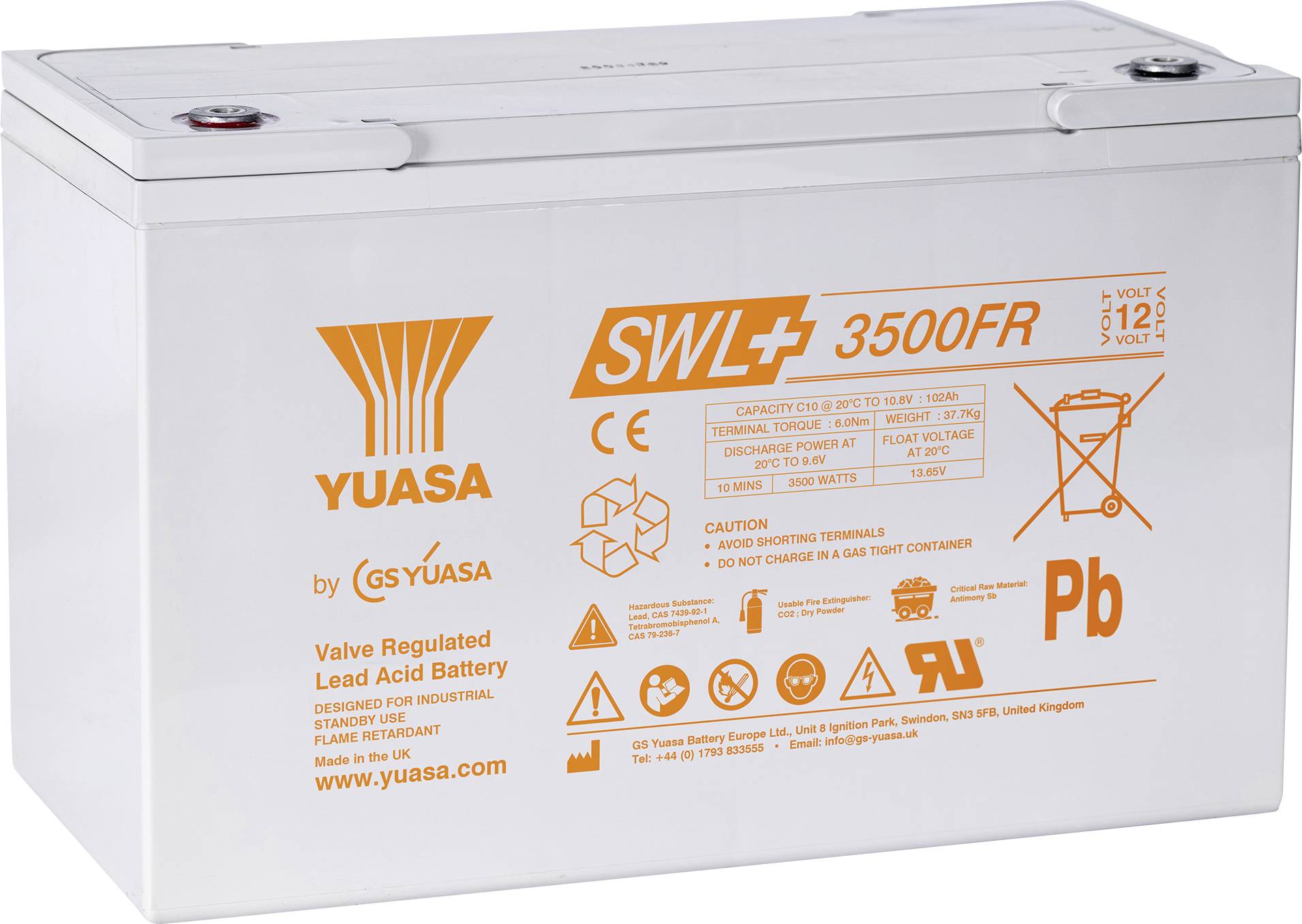 Een loodzuuraccu met het label 'YUASA SWL 3500FR', voorzien van veiligheidswaarschuwingen, specificaties en certificeringslogo's met oranje tekst.