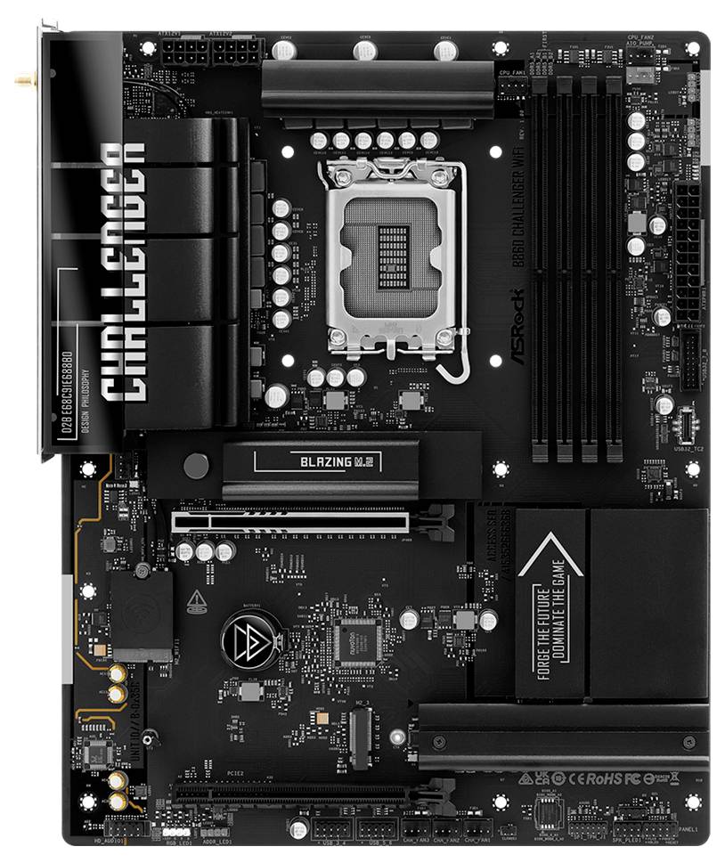 Zwart ASRock 'Challenger' moederbord weergegeven van voren met CPU-socket, RAM-sleuven, koellichamen, PCIe-sleuven en M.2-gebied.