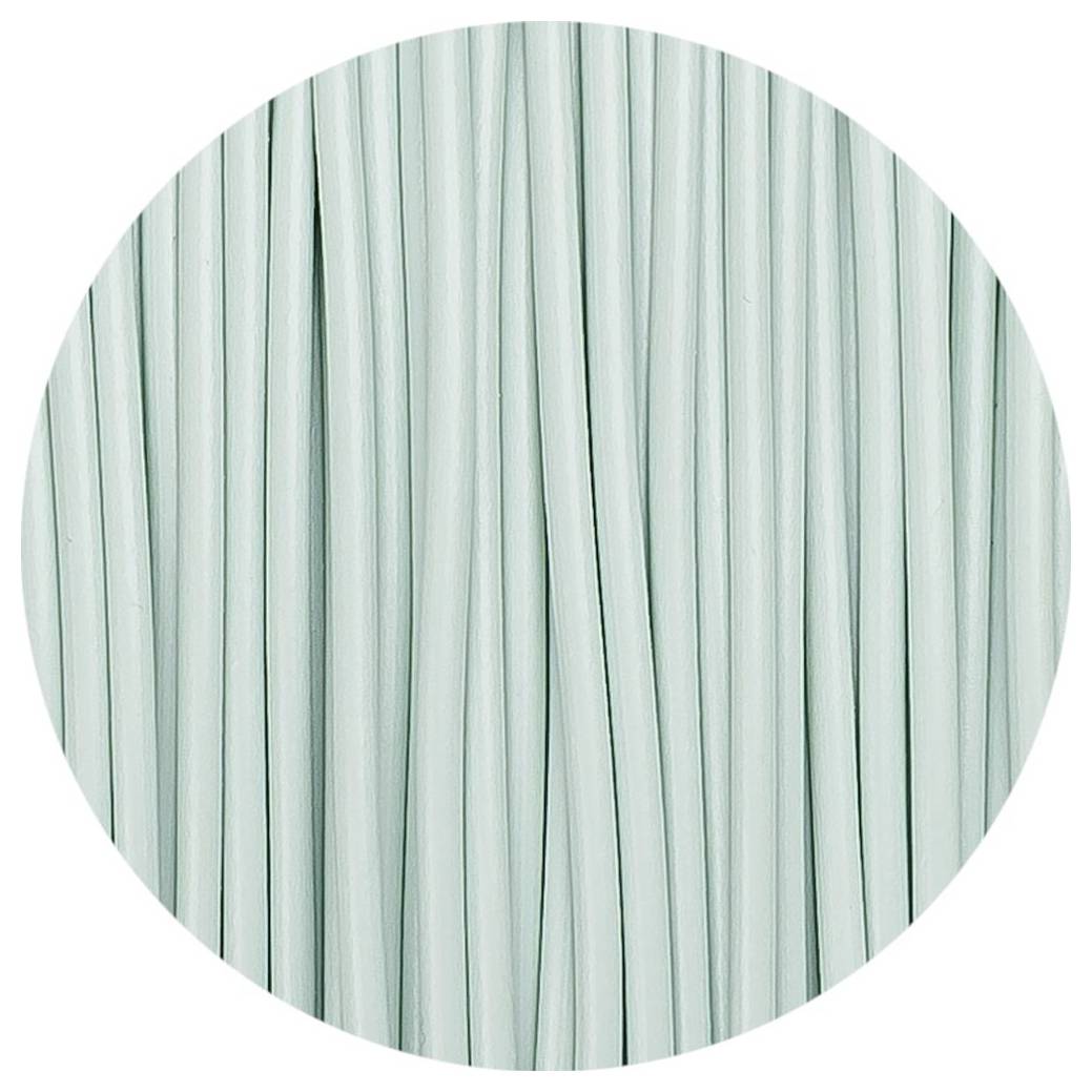 Abstracte patroon van bleekgroene verticale geplooide stof of jaloeziëen die een cirkelvormig frame vullen.