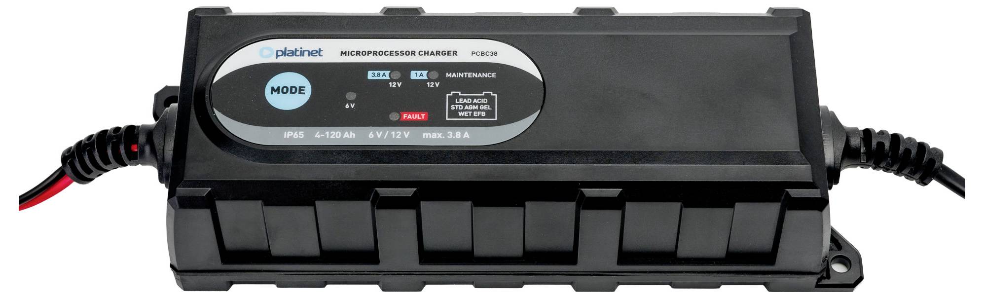 Een zwarte microprocessor-oplader met LED-indicatoren en modusknop. De tekst erop leest 'MAINTAIN', 'ERROR' en toont 6V/12V-opties.