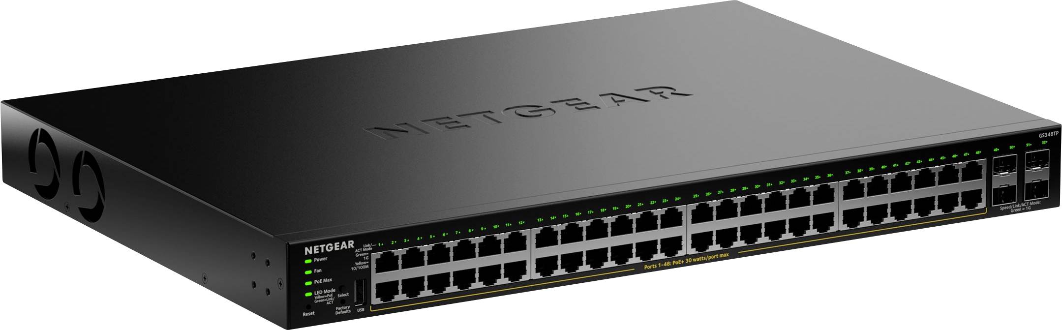 Een zwarte Netgear netwerkswitch met 48 Ethernet-poorten en LED-indicatoren, gebruikt voor netwerkbeheer en gegevensroutering in een serveropstelling.