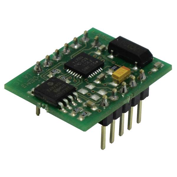 Digitale temperatuurlogger met weergave '21°C'. Apparaat gelabeld 'EL-USB-TP-LCD'.