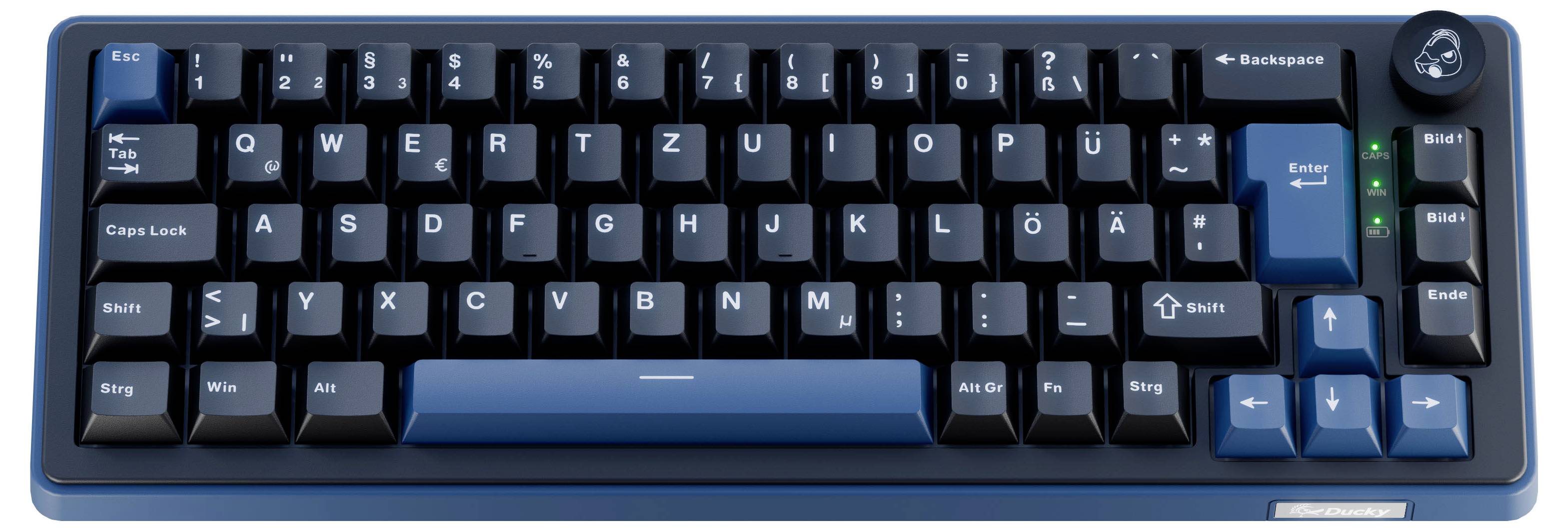 Compact blauw-en-zwart mechanisch toetsenbord met nummerrij, pijltjestoetsen en blauwe Enter- en spatiebalktoetsen weergegeven op een witte achtergrond.