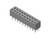 Een 20-pins vrouwelijke headerconnector, rechthoekig van vorm, bekeken onder een hoek met zicht op het rooster van gaten en uitstekende pennen eronder.
