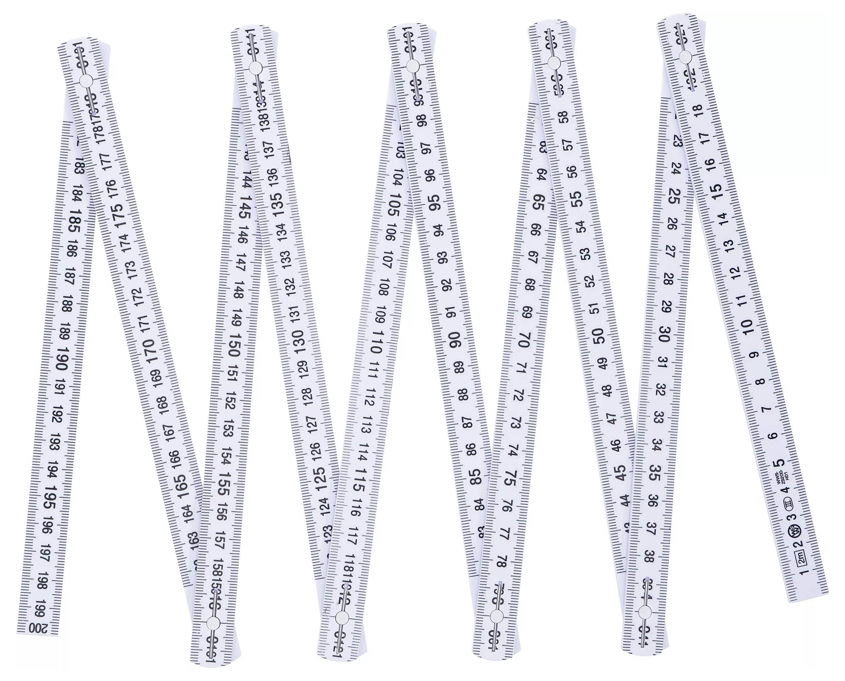 Een rij flexibele meetlinten met zichtbare getallen, met stappen van 1 tot 200 centimeter, gerangschikt in een zigzagpatroon.